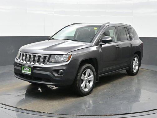 Granite Crystal Metallic Clearcoat 2016 Jeep Compass Sport