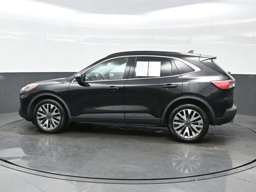 2021 Ford Escape Titanium