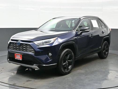 2021 Toyota RAV4 Hybrid SE