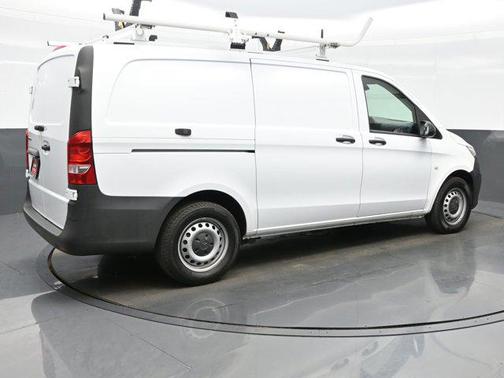 2023 Mercedes-Benz Metris Base