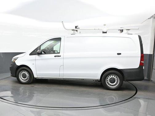 2023 Mercedes-Benz Metris Base