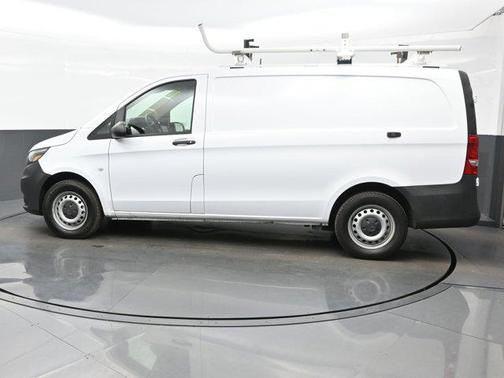 2023 Mercedes-Benz Metris Base