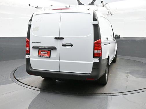2023 Mercedes-Benz Metris Base