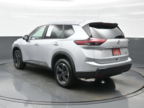 Brilliant Silver Metallic 2024 Nissan Rogue SV