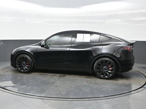 2022 Tesla Model Y Performance Dual Motor All-Wheel Drive