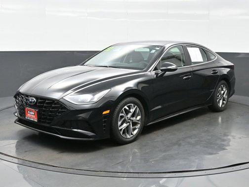 2022 Hyundai SONATA SEL