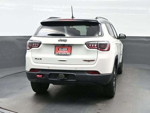 White Clearcoat 2018 Jeep Compass Trailhawk