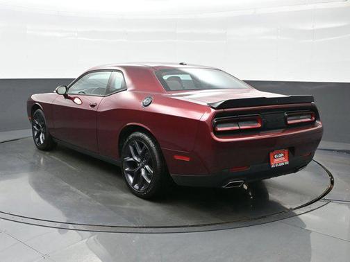 2022 Dodge Challenger SXT