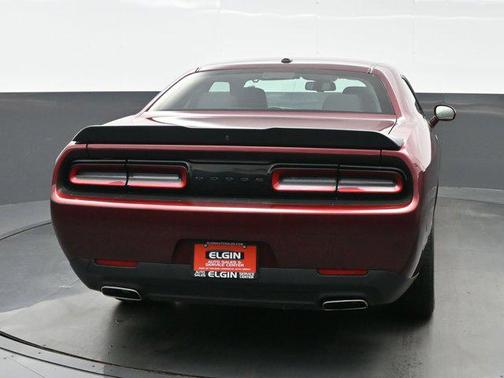 2022 Dodge Challenger SXT