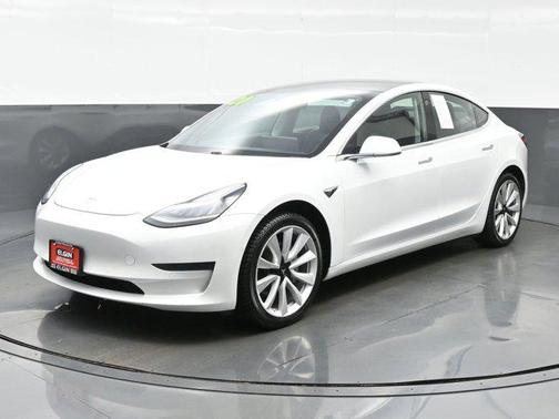 2020 Tesla Model 3 Standard Range