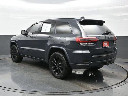 2017 Jeep Grand Cherokee Altitude