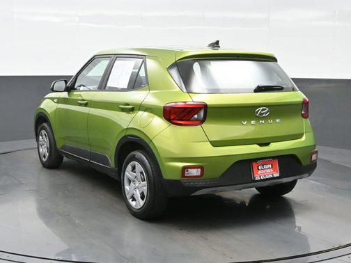 2020 Hyundai VENUE SE