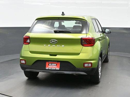 2020 Hyundai VENUE SE
