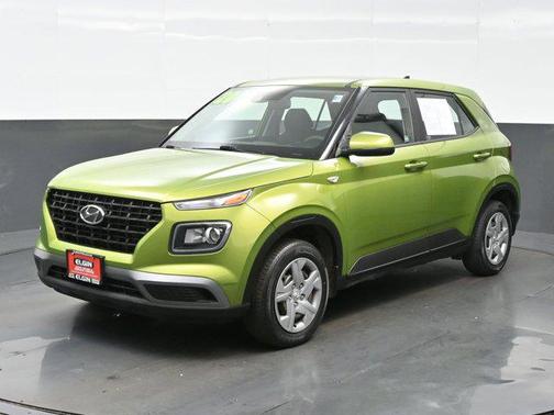 2020 Hyundai VENUE SE