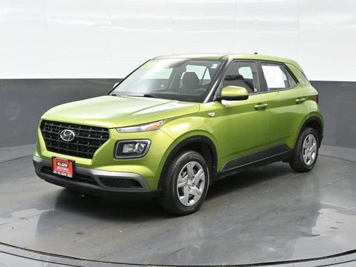 2020 Hyundai VENUE SE