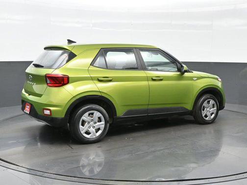 2020 Hyundai VENUE SE