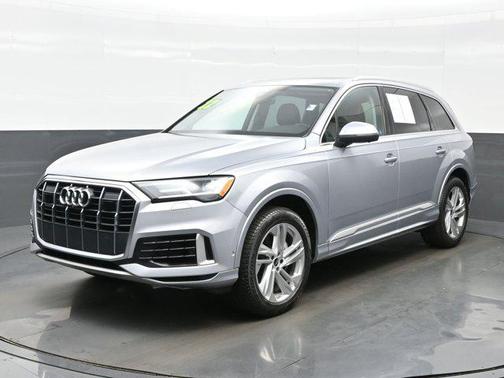 2022 Audi Q7 55 Premium Plus