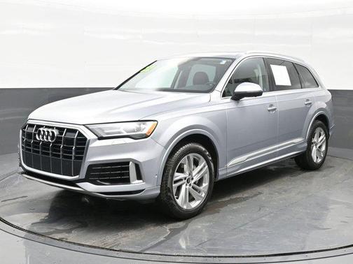 2022 Audi Q7 55 Premium Plus