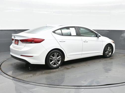 2017 Hyundai ELANTRA Value Edition