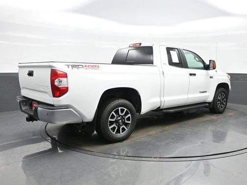 2017 Toyota Tundra SR