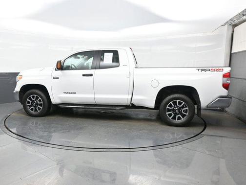 2017 Toyota Tundra SR