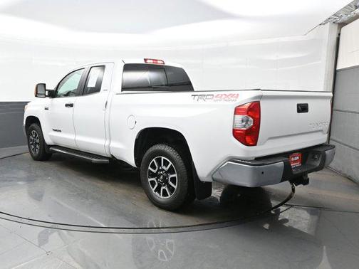 2017 Toyota Tundra SR