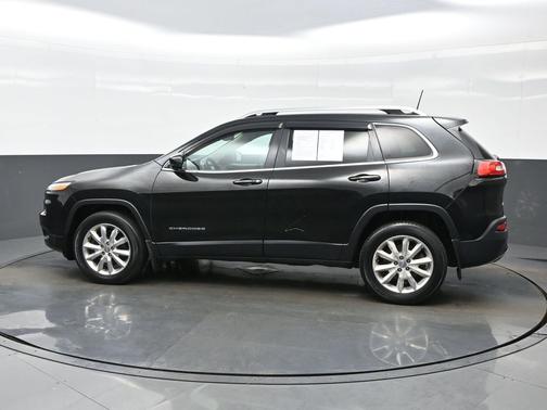 Brilliant Black Crystal Pearlcoat 2016 Jeep Cherokee Limited