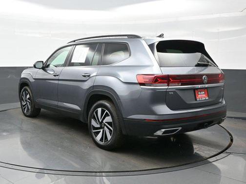 2025 Volkswagen Atlas 2.0T SE w/Technology 4MOTION