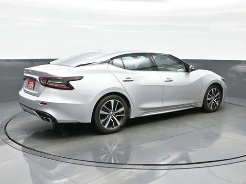 2022 Nissan Maxima SV Xtronic CVT