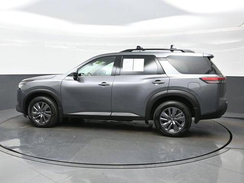 Gun Metallic 2023 Nissan Pathfinder SV 4WD