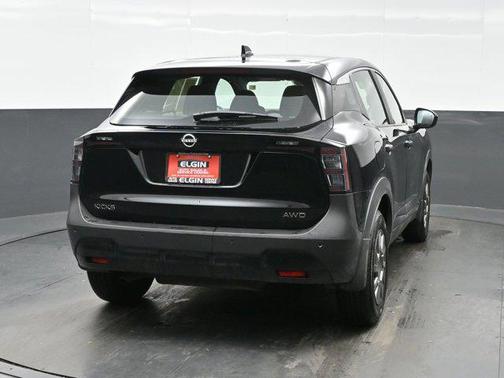 2025 Nissan Kicks S