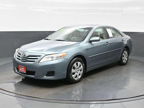 Aloe Green Metallic 2010 Toyota Camry LE