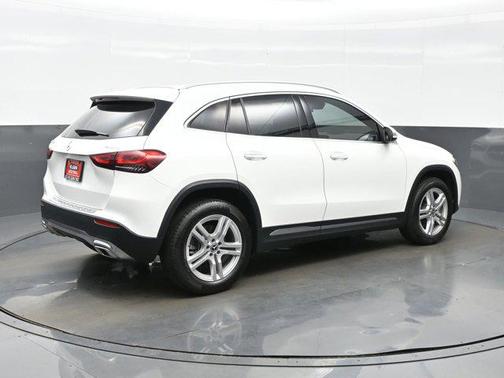 2021 Mercedes-Benz GLA 250 Base 4MATIC