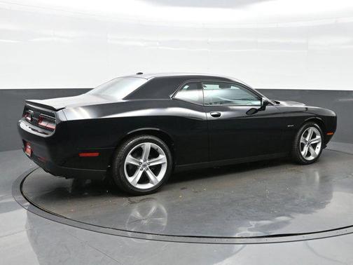2017 Dodge Challenger R/T