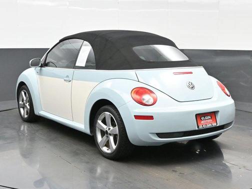 2010 Volkswagen New Beetle 2.5L