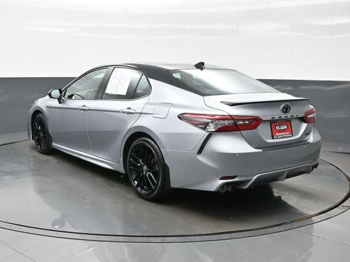 Celestial Silver Metallic/Midnight Black Metallic 2023 Toyota Camry XSE