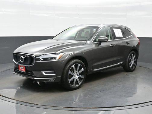 Pine Grey Metallic 2020 Volvo XC60 T5 Inscription
