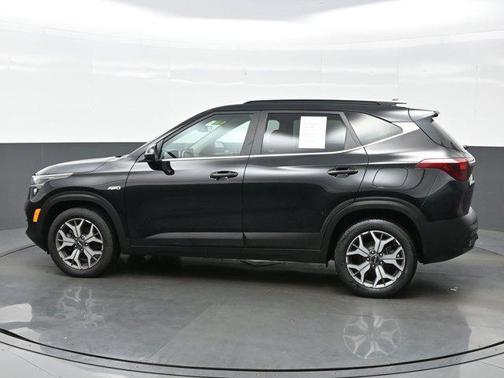 2022 Kia Seltos EX