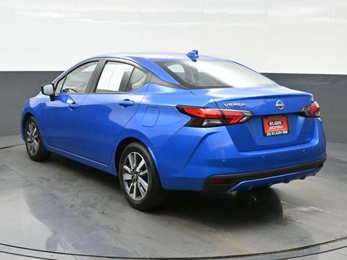 2023 Nissan Versa 1.6 SV