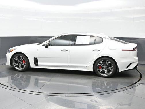 2018 Kia Stinger GT2