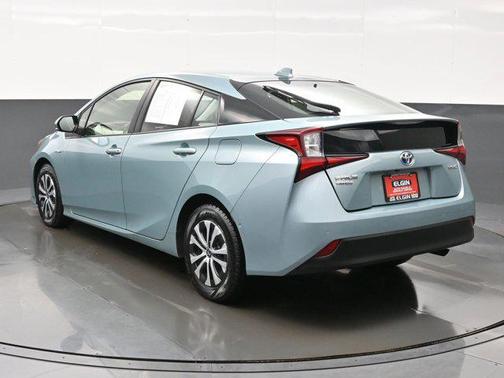 2021 Toyota Prius LE