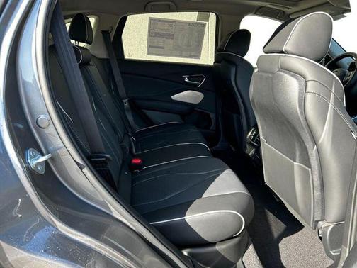 2025 Acura RDX Advance Package