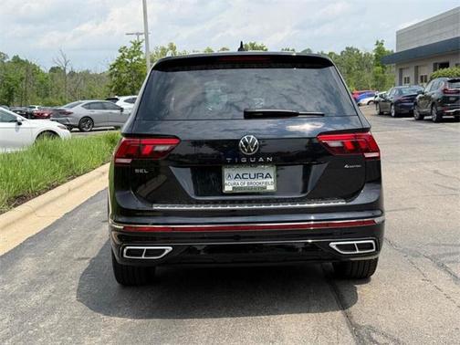 2022 Volkswagen Tiguan 2.0T SEL R-Line 4MOTION