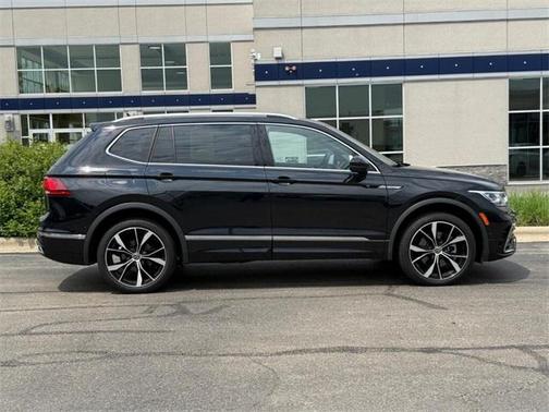 2022 Volkswagen Tiguan 2.0T SEL R-Line 4MOTION