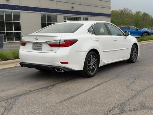 2016 Lexus ES 350 Base