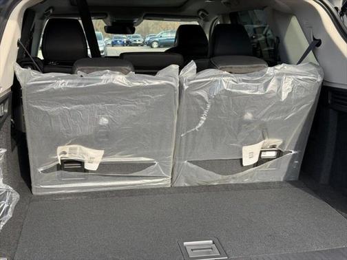 2025 Acura MDX Standard