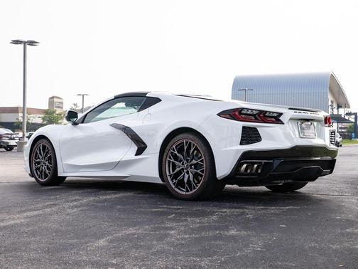 2024 Chevrolet Corvette Stingray w/2LT