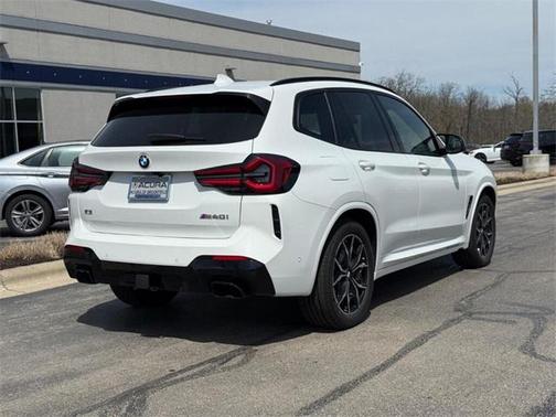 2023 BMW X3 M40i