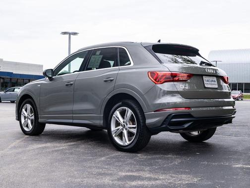 2021 Audi Q3 45 S line Premium