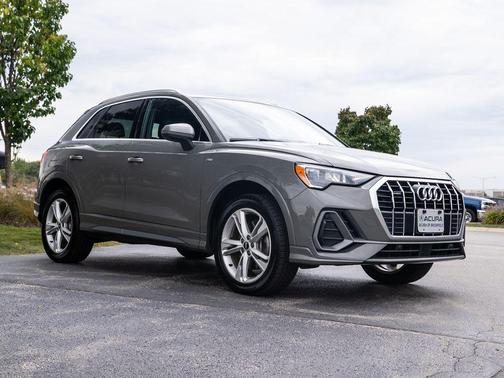2021 Audi Q3 45 S line Premium